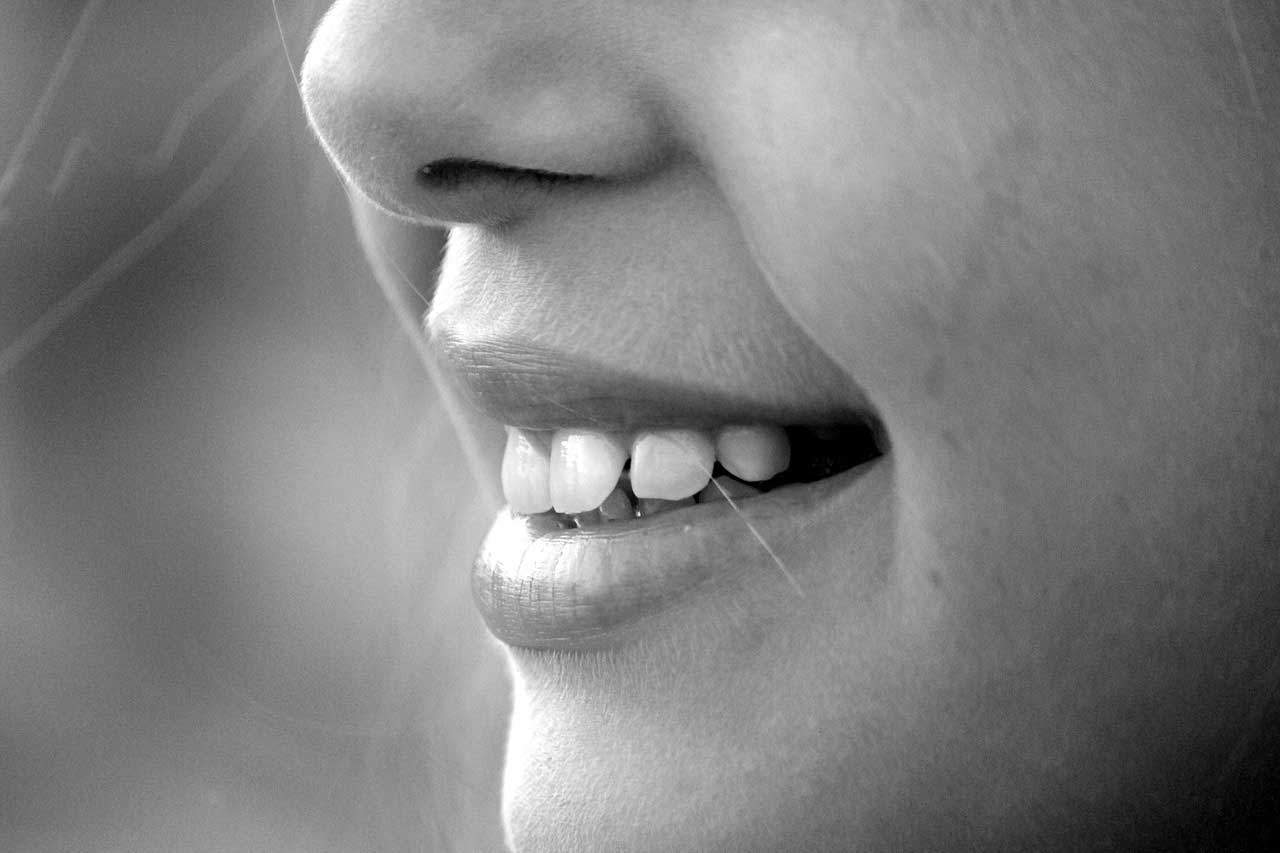 Low Carb Mundgeruch – Was tun gegen Diät Nebeneffekt?